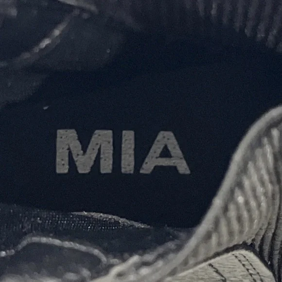 MIA Black Chunky Heel Jody Bootie in Black Women’s size 9 - Picture 7 of 14